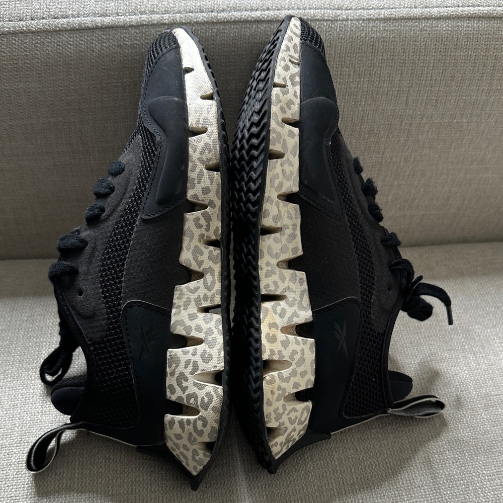Reebok Woman’s Black and White Sneakers